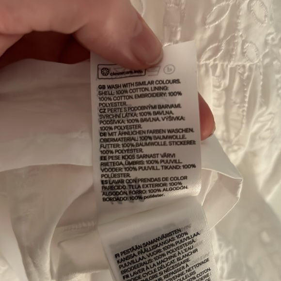 H&M plus sized white cotton eyelet dress - Picture 7 of 8